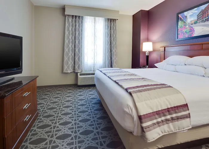 Drury Inn & Suites Middletown Franklin