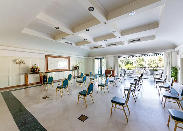 Ambassador Palace Hotel