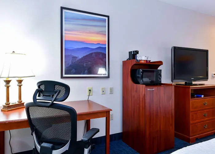 Hampton Inn & Suites Pittsburg