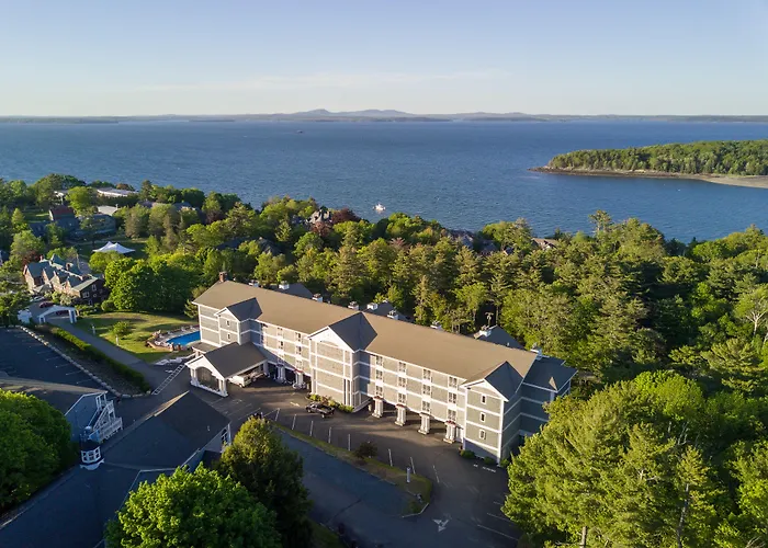 Bluenose Inn - Bar Harbor Collection
