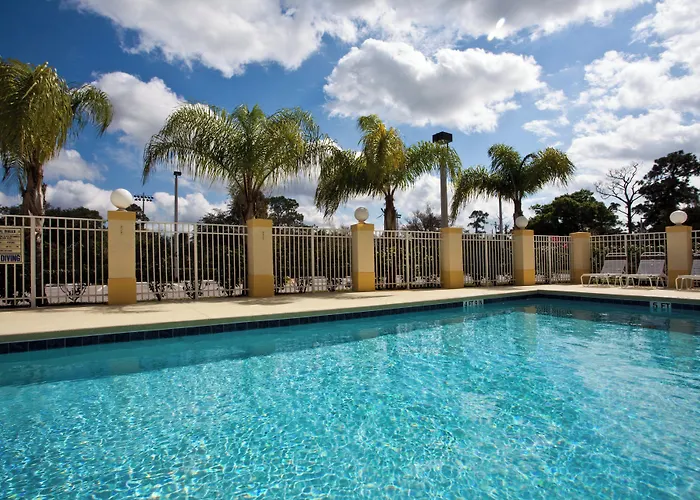 Holiday Inn Express Stuart By Ihg