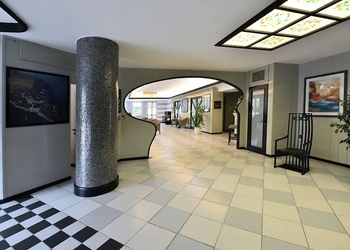 Hotel Sud Est By Fam Rossetti