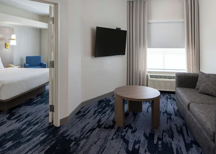 Fairfield Inn & Suites By Marriott Lafayette South