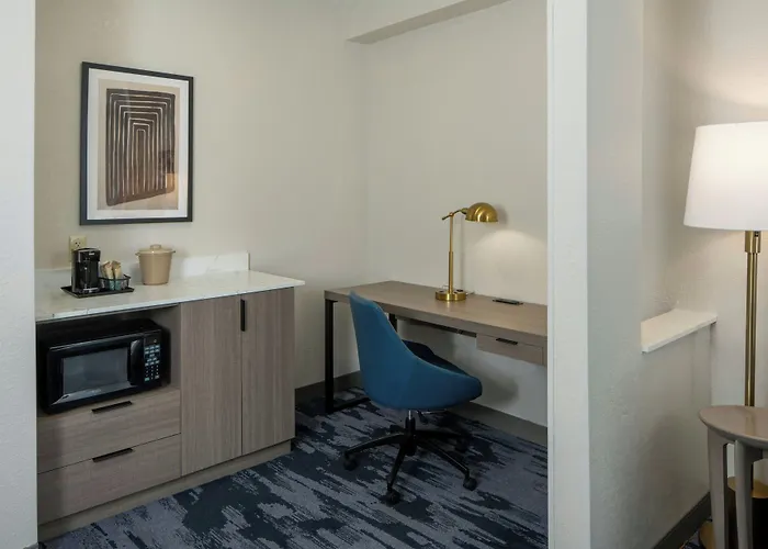 Fairfield Inn & Suites By Marriott Lafayette South