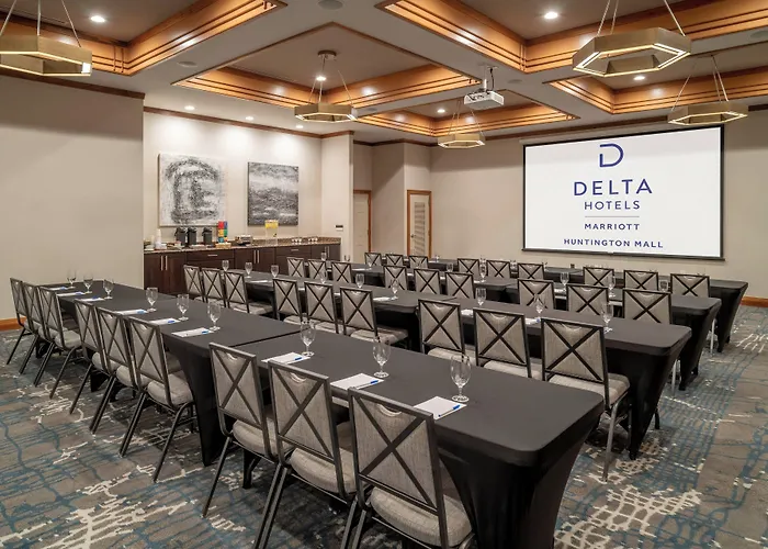 Delta Hotels By Marriott Huntington Mall