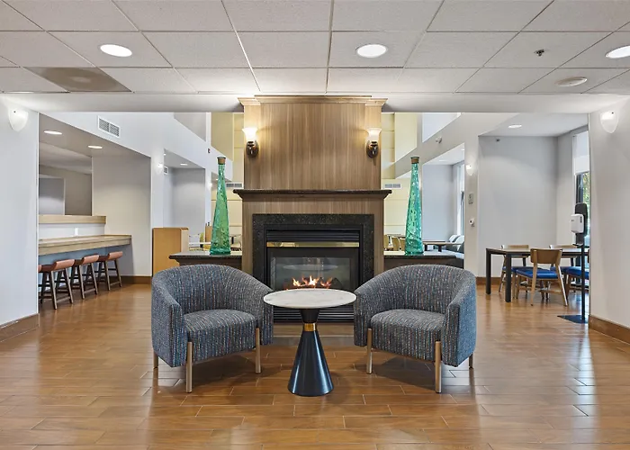 Hampton Inn & Suites Madera