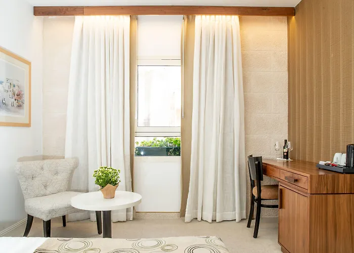 Montefiore Hotel By Smart Hotels