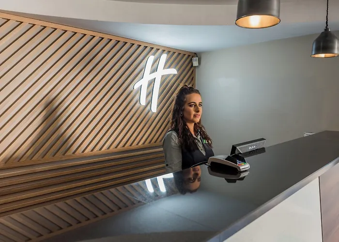 Holiday Inn Manchester West By Ihg