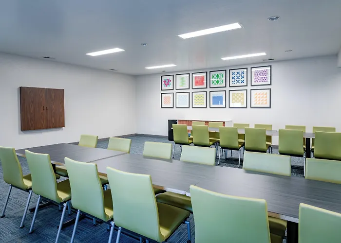 Holiday Inn Express Hotel & Suites Elkins By Ihg