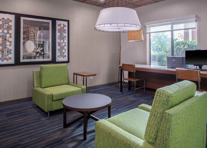 Holiday Inn Express & Suites Roanoke Rapids By Ihg