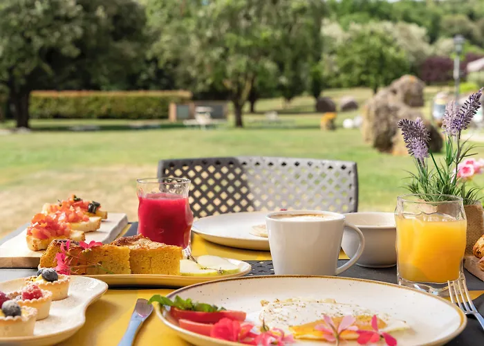 Hotel & Restaurant Casolare Le Terre Rosse