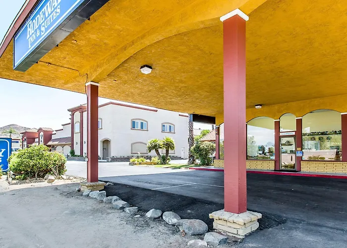 Rodeway Inn & Suites Canyon Lake-Menifee West