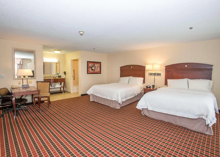 Hampton Inn & Suites Dayton-Airport