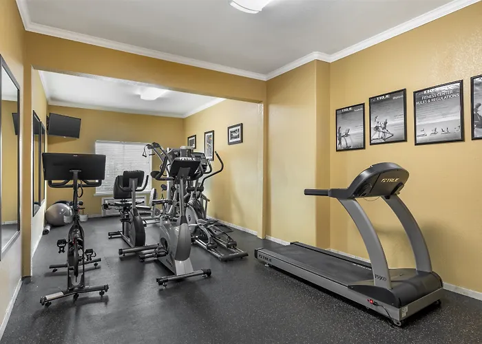 Best Western Plus Waxahachie Inn & Suites
