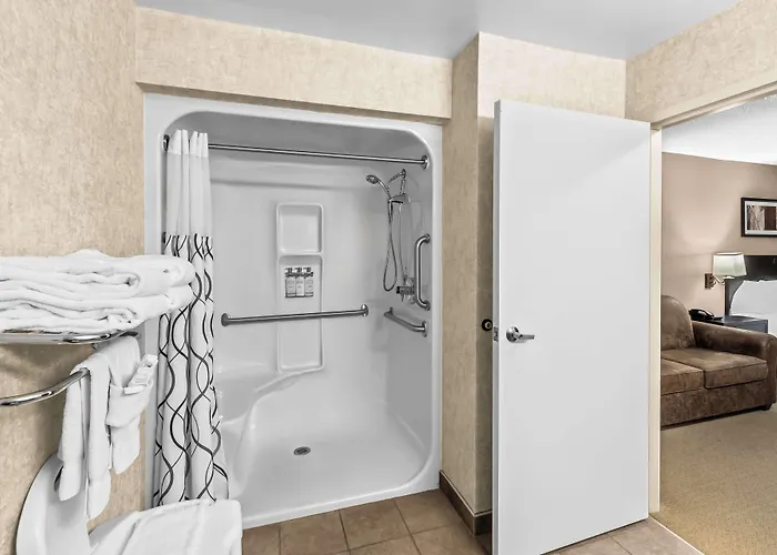 Heartland Inn & Suites, Surestay Collection By Best Western