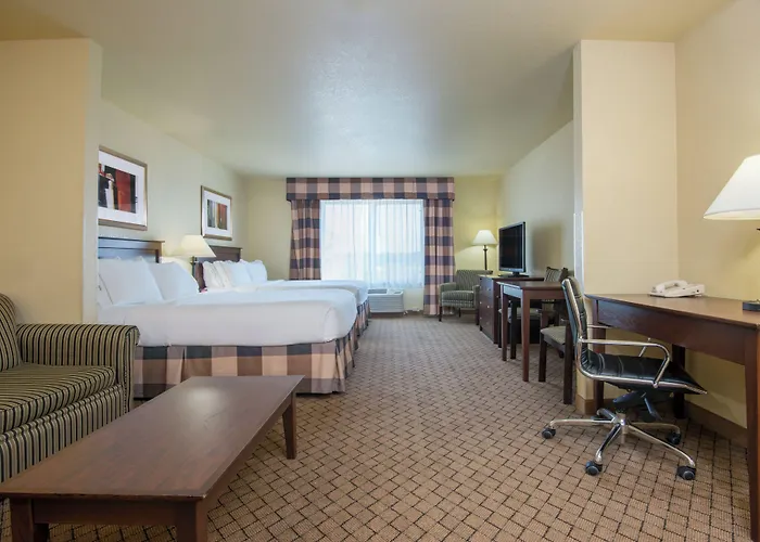 Holiday Inn Express Hotel & Suites El Dorado By Ihg