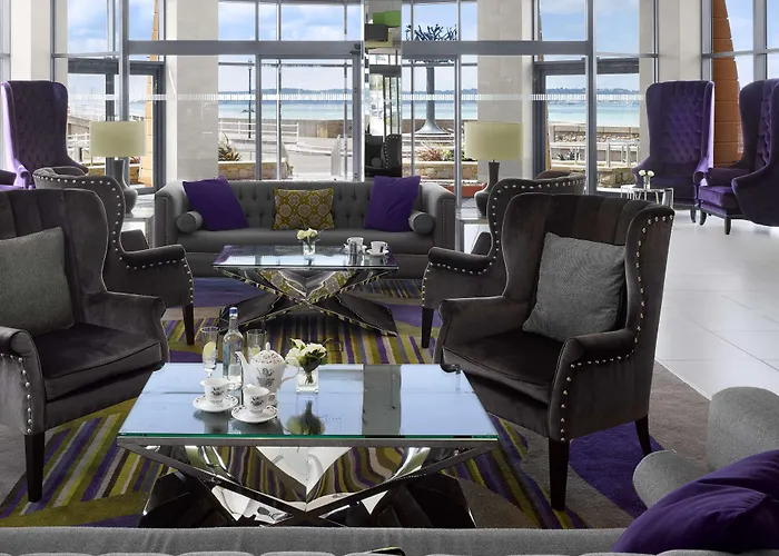 Radisson Blu Waterfront Hotel, Jersey