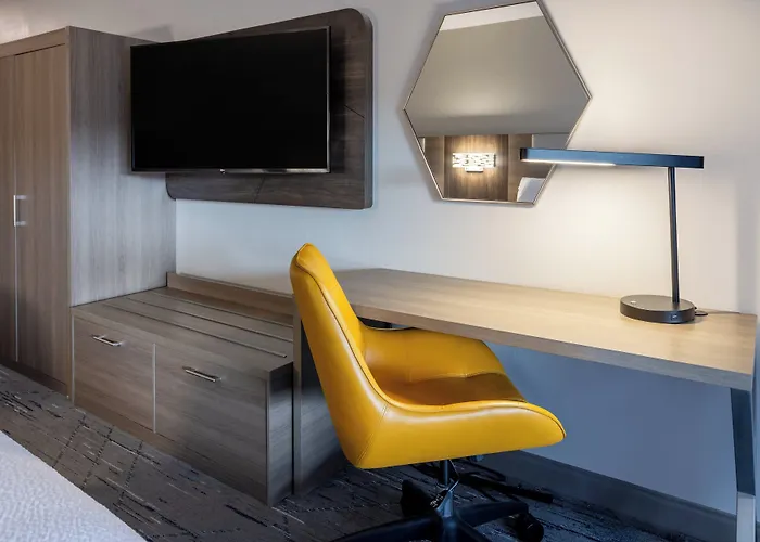 Holiday Inn Express Hotel & Suites Jackson - Flowood By Ihg