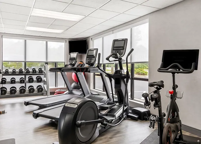 Hampton Inn & Suites Grove City