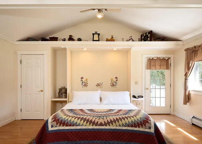 Country Inn At Camden Rockport