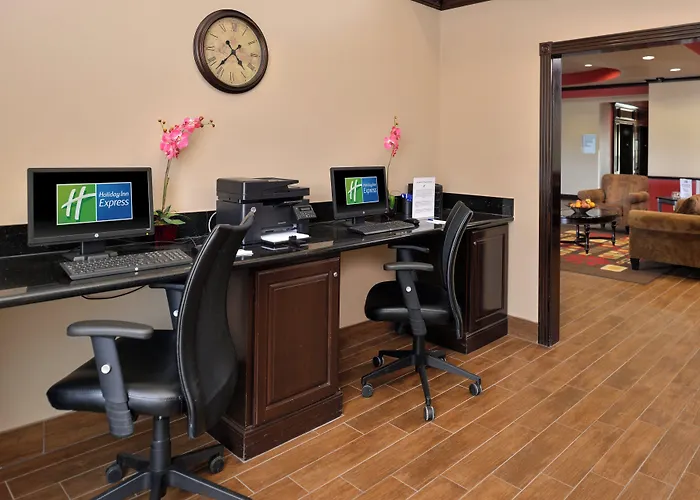 Holiday Inn Express Hotel & Suites Sherman Highway 75 By Ihg