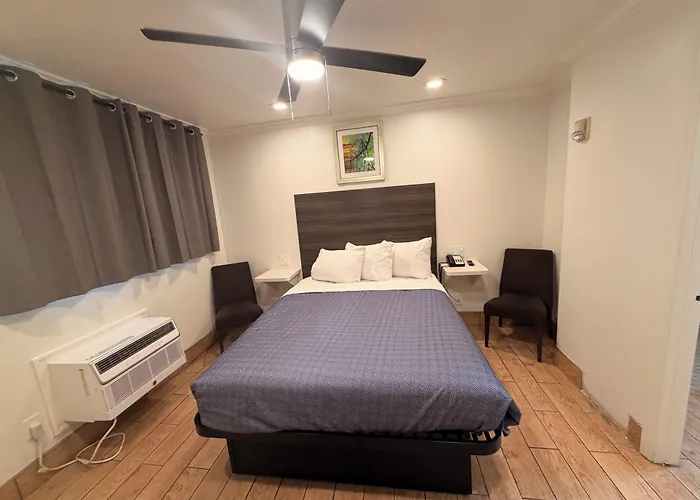 SurfSide Stay