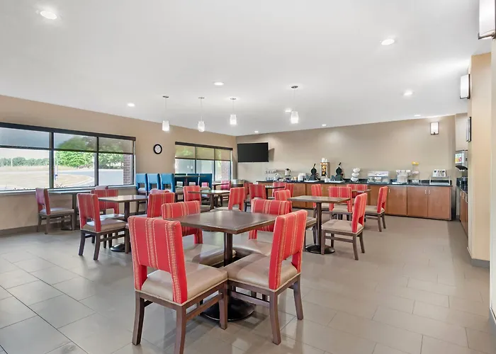Comfort Suites Oxford I-20 Exit 188