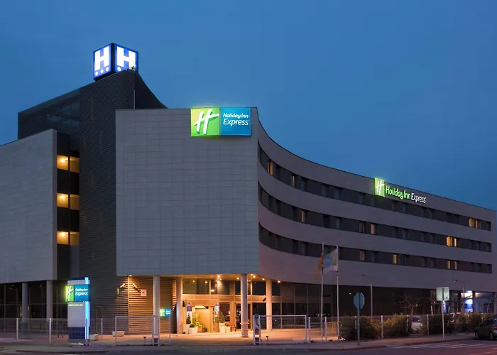 Holiday Inn Express Molins De Rei By Ihg