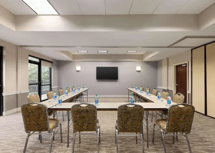 La Quinta By Wyndham Newark - Elkton