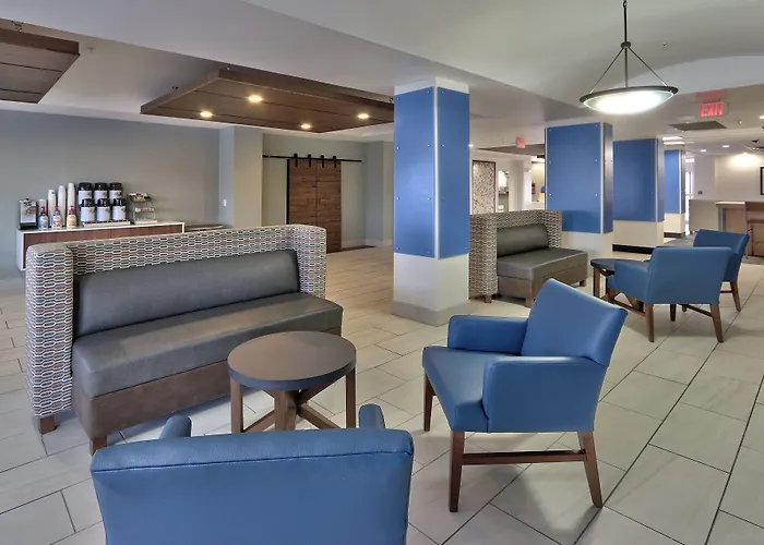 Holiday Inn Express & Suites Portales By Ihg