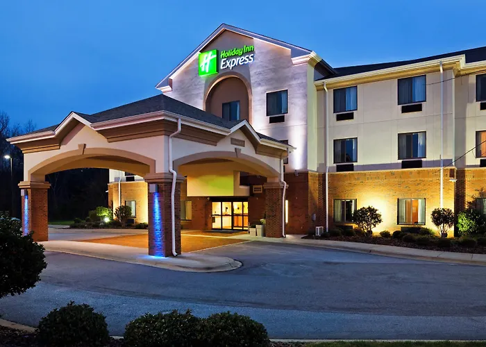 Holiday Inn Express Forest City By Ihg