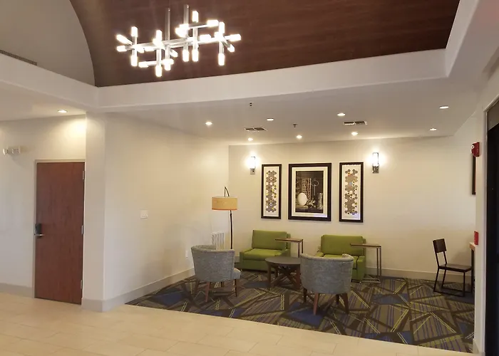 Holiday Inn Express Hotel & Suites Rio Grande City, An Ihg Hotel