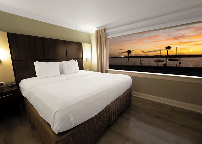Best Western Bayfront