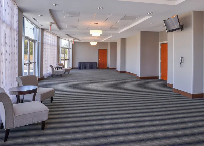 Holiday Inn Poplar Bluff By Ihg