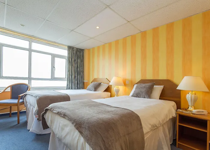 The Grand Burstin Hotel