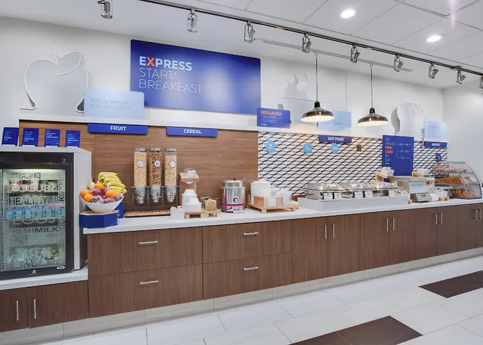 Holiday Inn Express Hotel & Suites Fort Lauderdale Airport/Cruise Port By Ihg