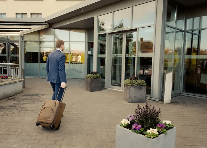 Rochestown Lodge Hotel