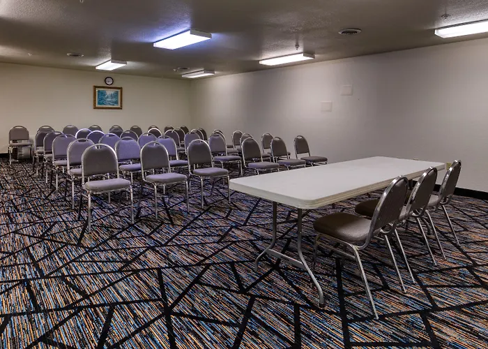 All Towne Suites