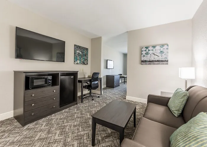 Best Western Plus Sebastian Hotel & Suites