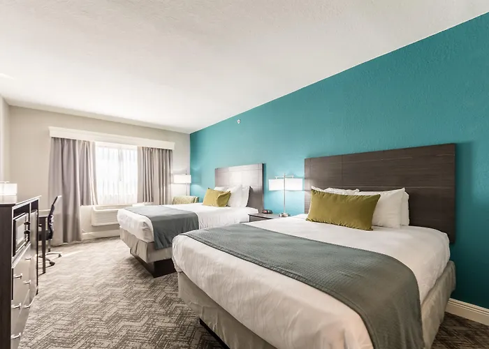 Best Western Plus Sebastian Hotel & Suites