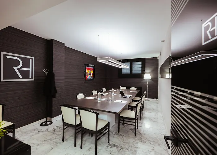 Raffaello Hotel & Mooka Restaurant