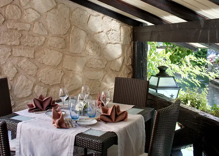 Hotel Restaurant Le Marechal - Teritoria