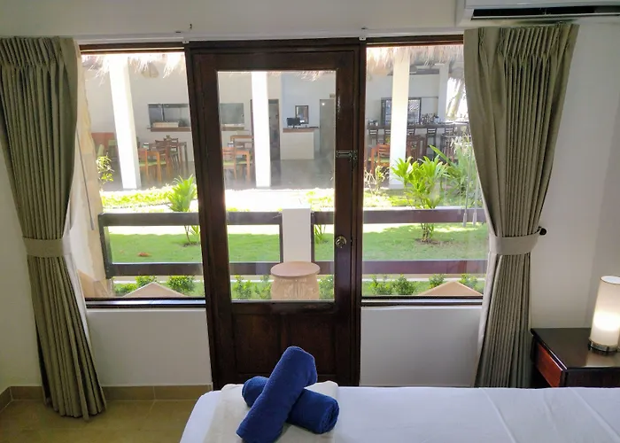 Fuego Del Sol Beachfront Hotel