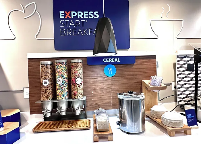 Holiday Inn Express & Suites Hinesville East - Fort Stewart By Ihg