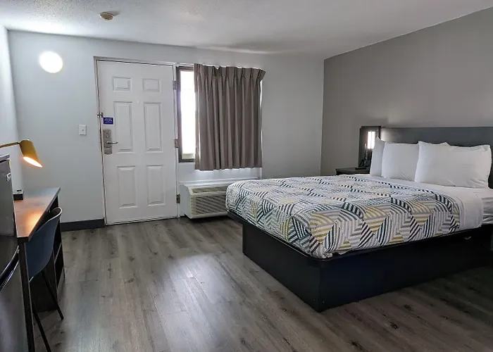 Motel 6-Leominster, Ma