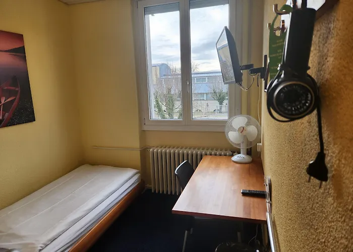 Hotel Bären Suhr