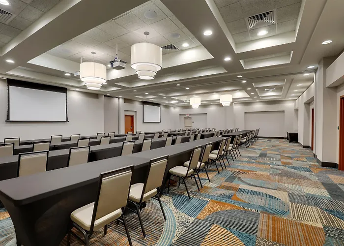 Drury Inn & Suites Dayton North
