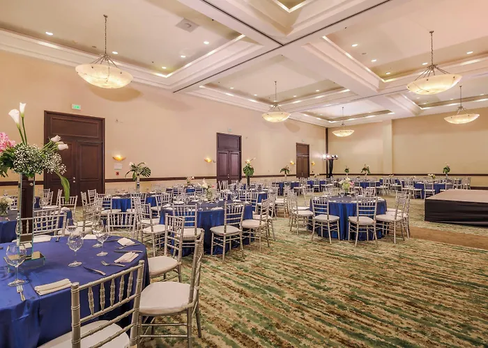 Holiday Inn Monterrey Valle By Ihg