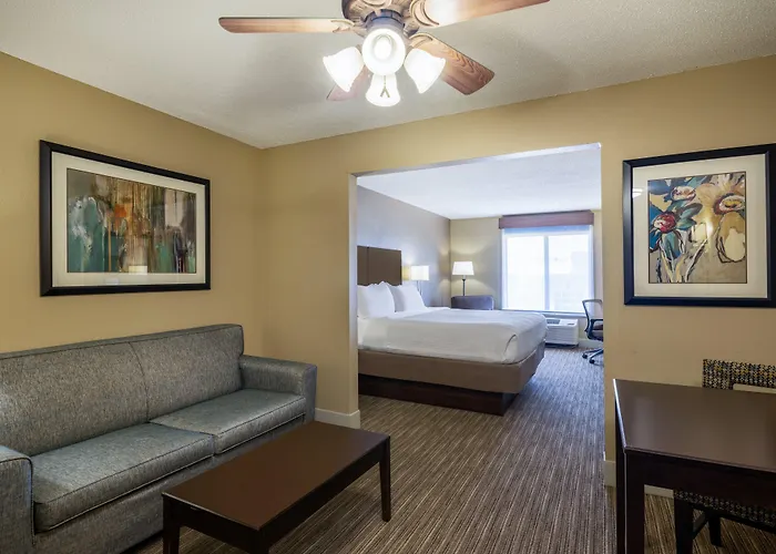 Holiday Inn Express Gas City By Ihg