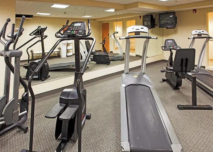 Holiday Inn Express Hotel & Suites Boston - Marlboro By Ihg